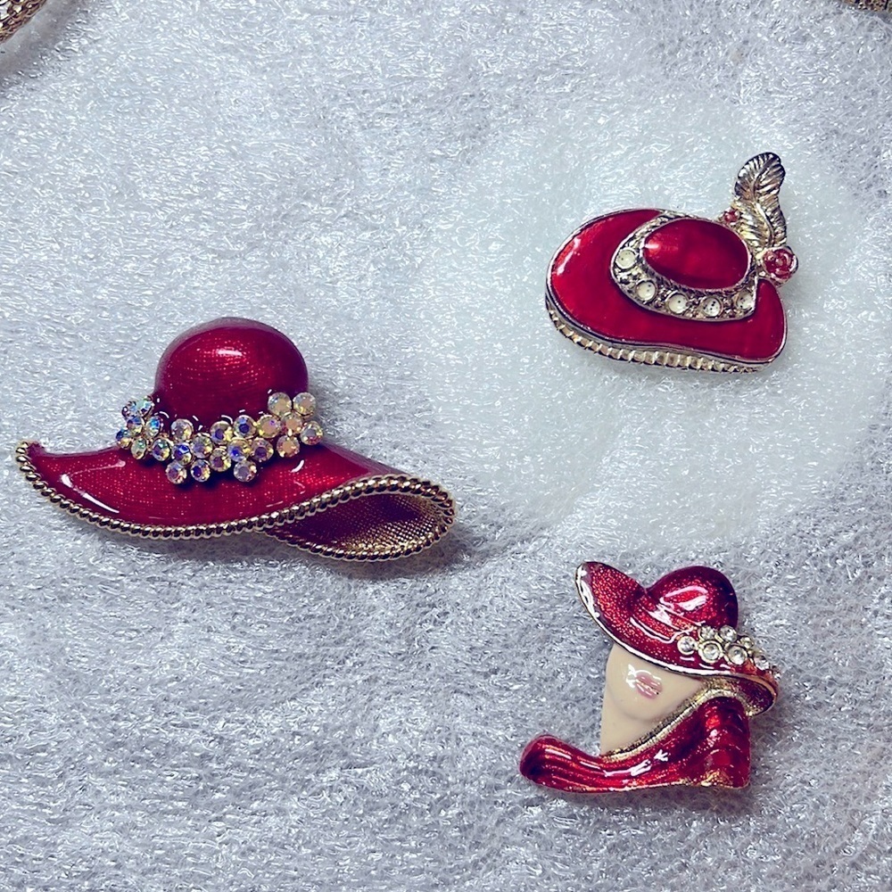 3 Vintage Red Hat Society Scarlet O’Hara Res Barbecue Hat Brooch Pin